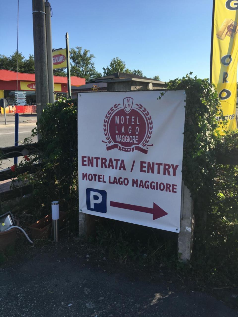 Hotel Lago Maggiore カステッレット・ソプラ・ティチーノ エクステリア 写真